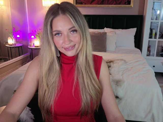 Joanneshyshy's BongaCams show and profile