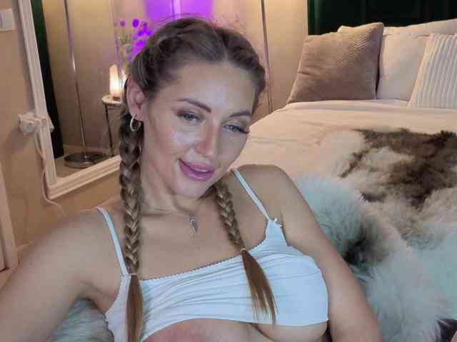 JoanneSpoilMe webcam