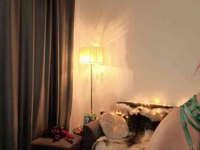 JoanneSpoilMe webcam