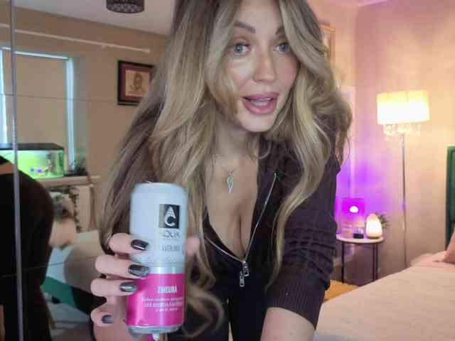 JoanneSpoilMe webcam