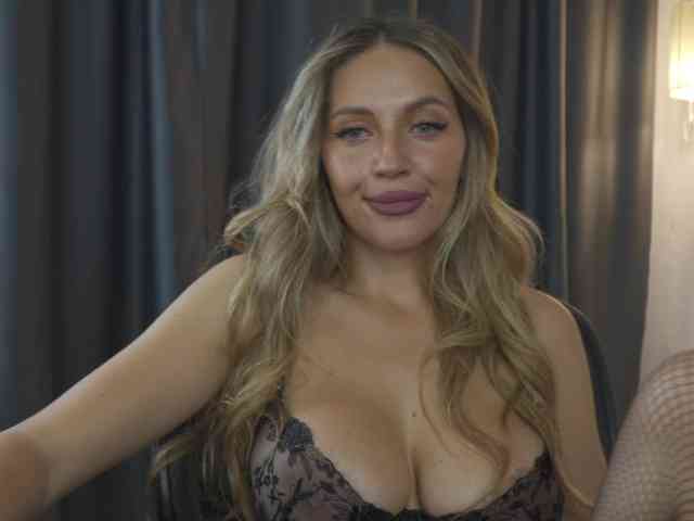 JoanneSpoilMe's Sexcam