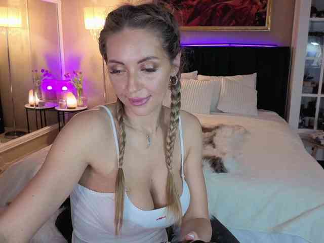 JoanneSpoilMe webcam