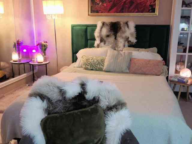 JoanneSpoilMe webcam