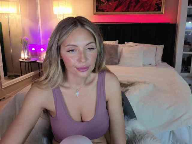 JoanneSpoilMe webcam