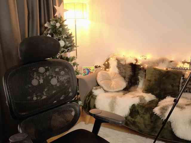 JoanneSpoilMe webcam