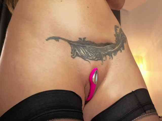 JoanneSpoilMe webcam