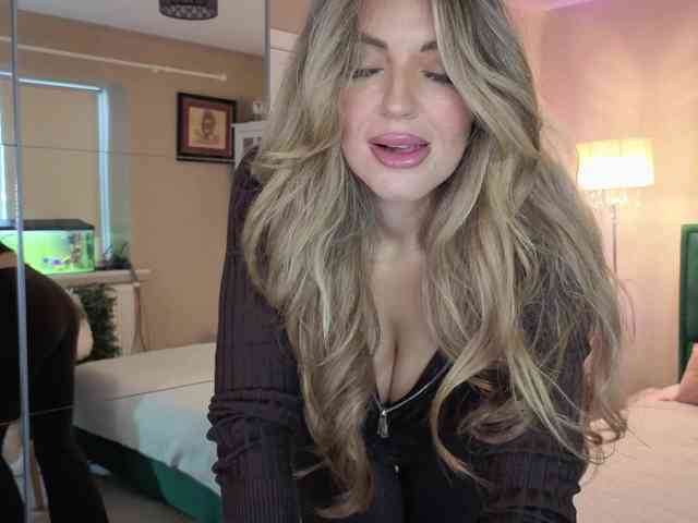 JoanneSpoilMe webcam