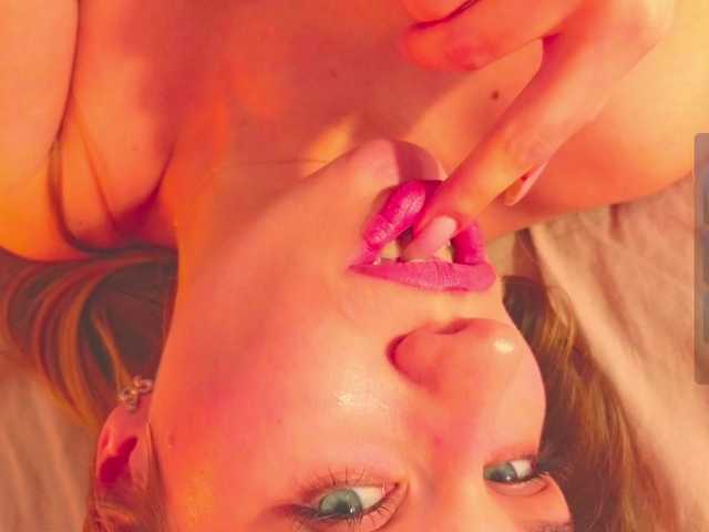 tashamiu's BongaCams show and profile