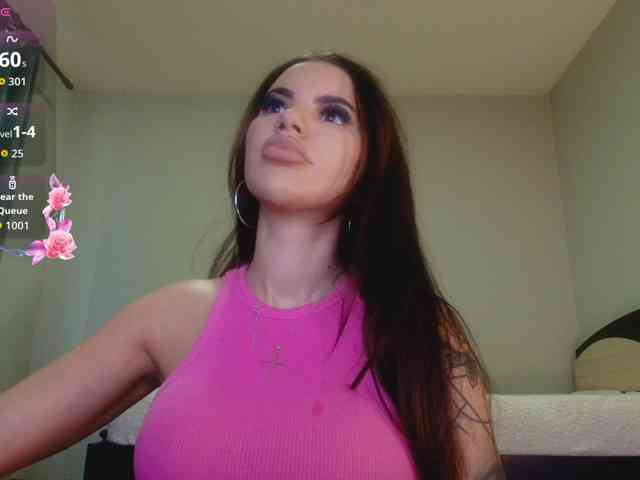 Kyliejo18 webcam