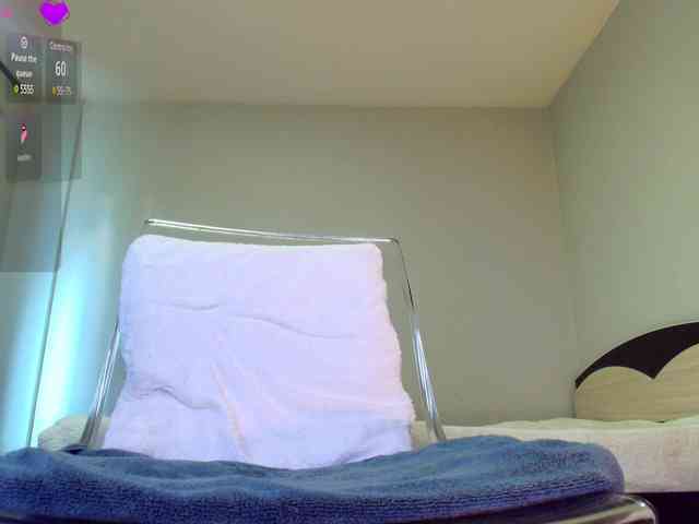 Kyliejo18 webcam