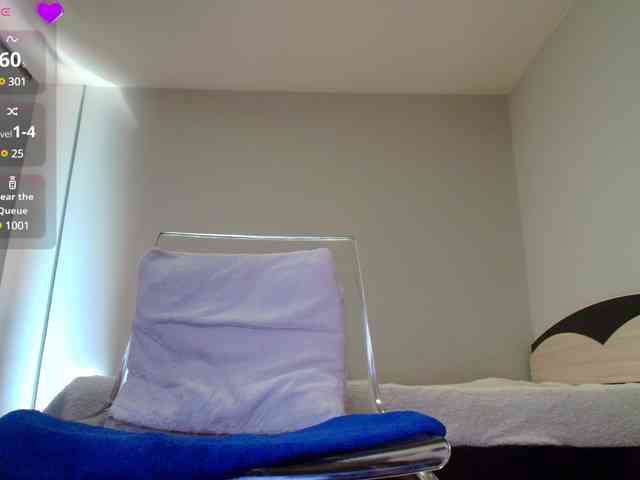 Kyliejo18 webcam
