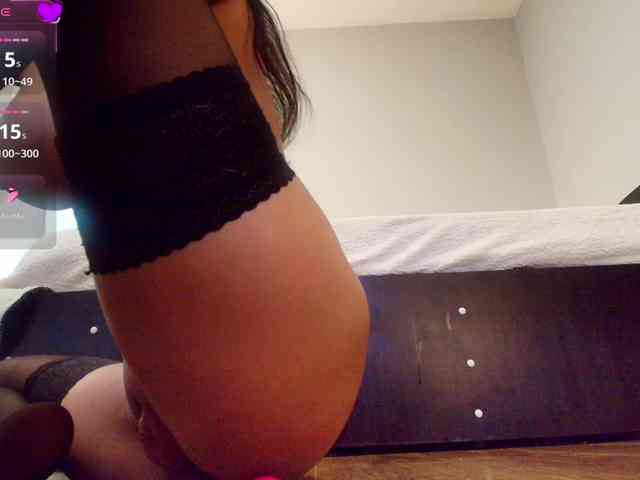 Kyliejo18 webcam