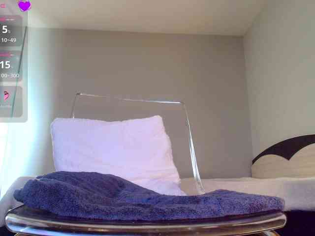 Kyliejo18 webcam