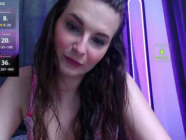 Dutchwondergoddesss webcam
