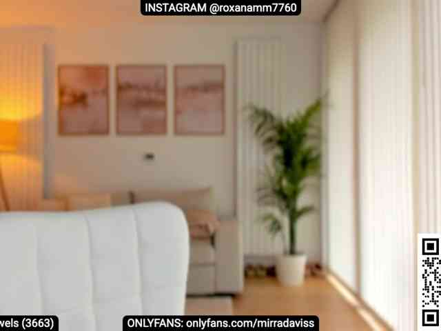 GoddessRoxana webcam