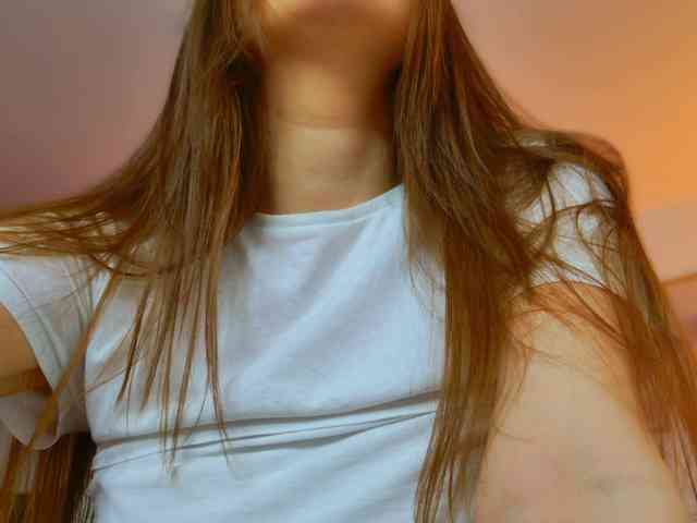 GoddessRoxana webcam