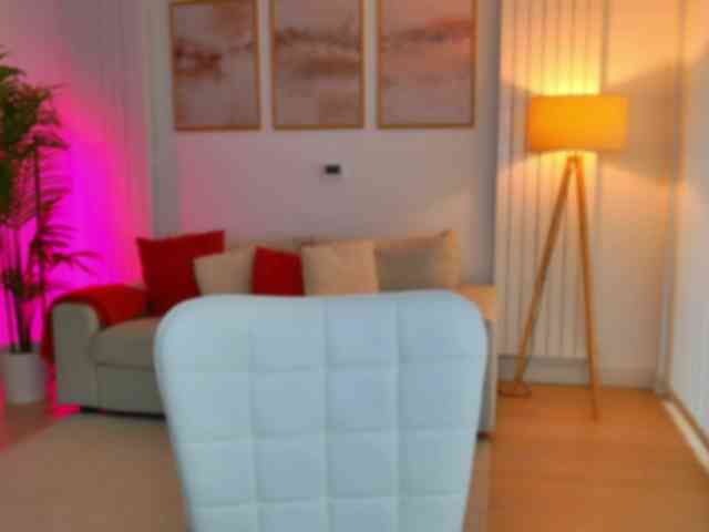 GoddessRoxana webcam