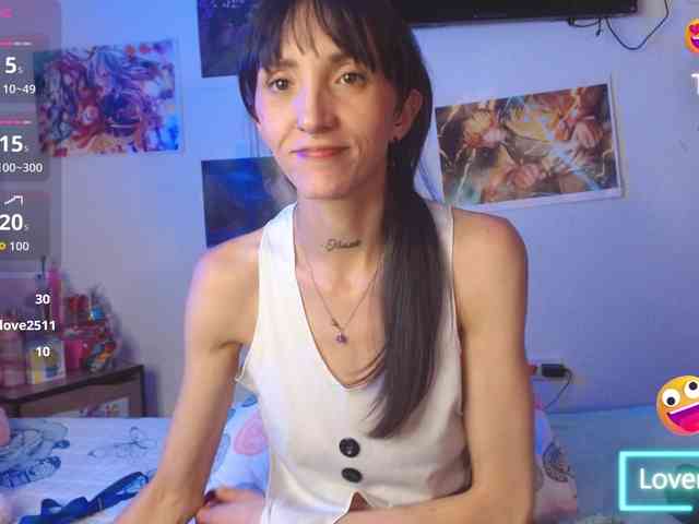sakuraskinny webcam
