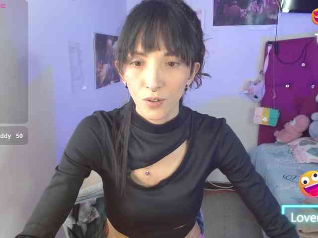 sakuraskinny webcam