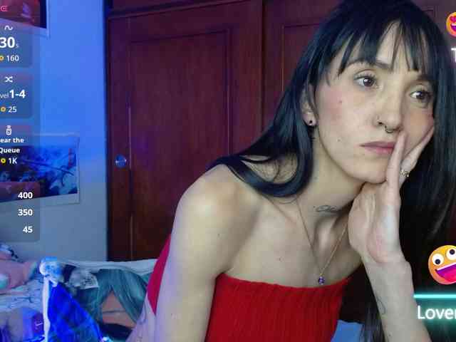 sakuraskinny webcam