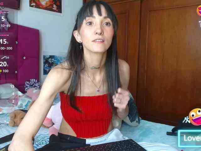sakuraskinny webcam