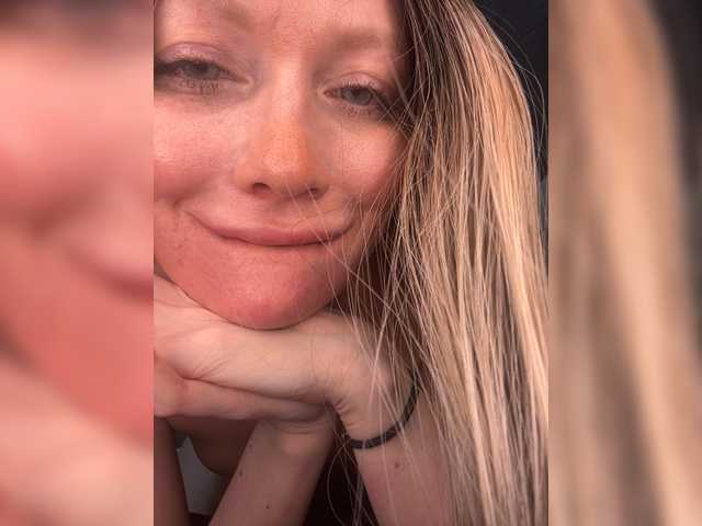 AliceeHottie's BongaCams show and profile