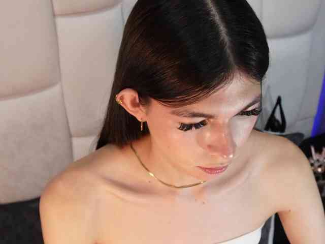 CuteArii Live Webcam on BongaCams