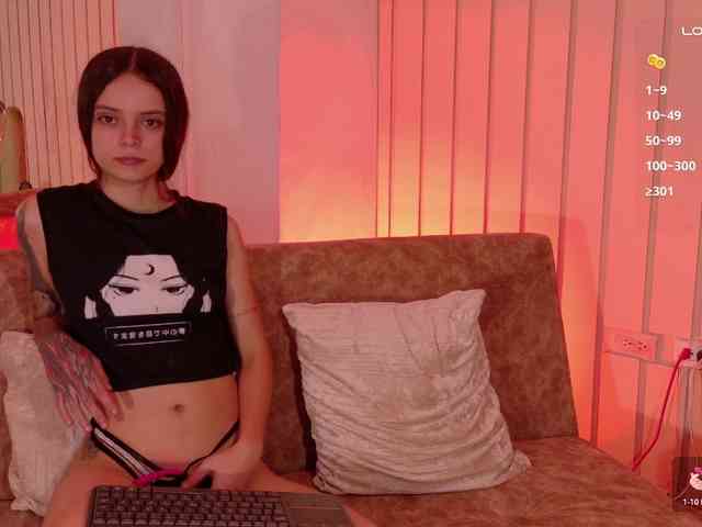 BellaMiller- webcam