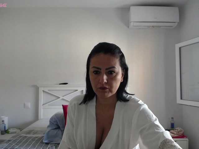 sofia-cooper's BongaCams show and profile