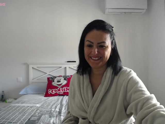 sofia-cooper's BongaCams show and profile