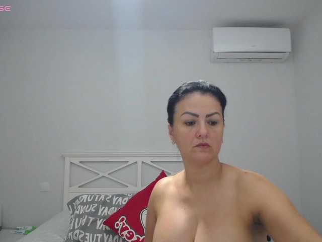 sofia-cooper's BongaCams show and profile