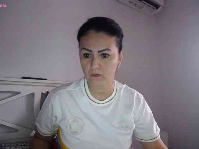 sofia-cooper sofia-cooper