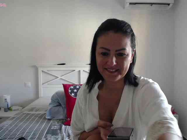 sofia-cooper sofia-cooper