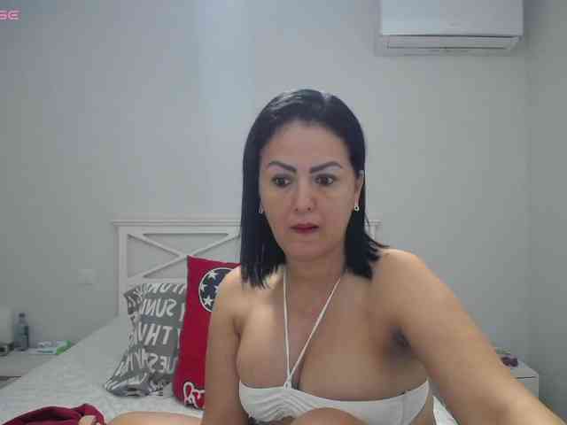 sofia-cooper sofia-cooper