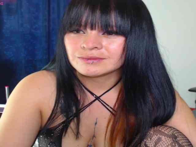 Valerydirty-dark webcam