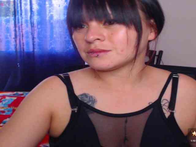 Valerydirty-dark webcam