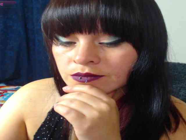 Valerydirty-dark webcam