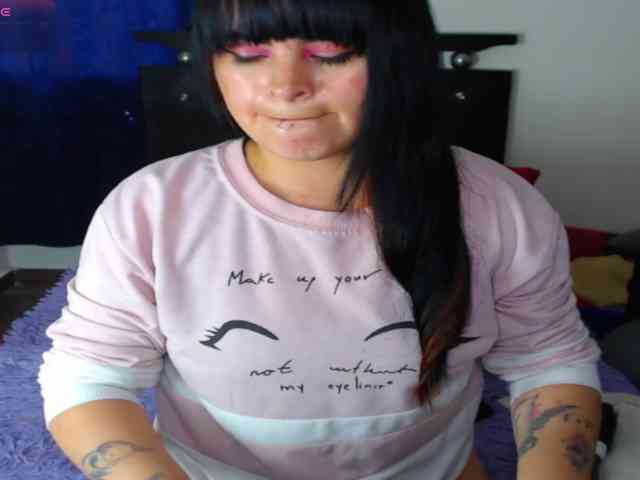 Valerydirty-dark webcam