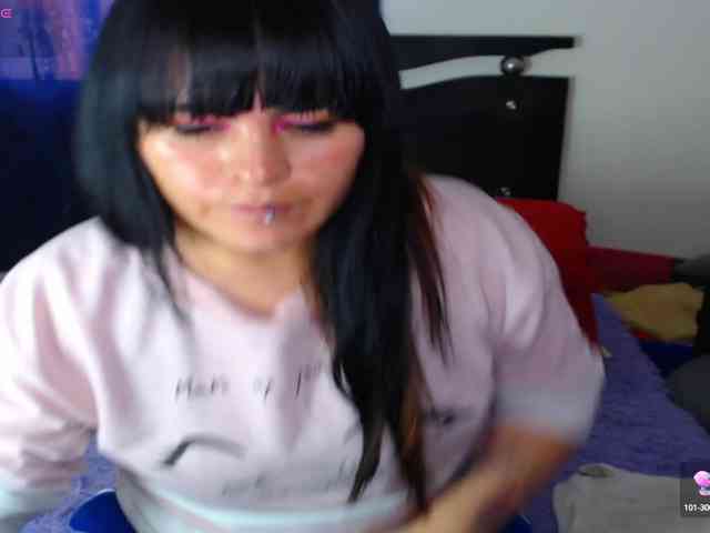 Valerydirty-dark webcam