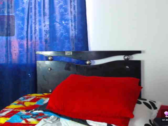 Valerydirty-dark webcam