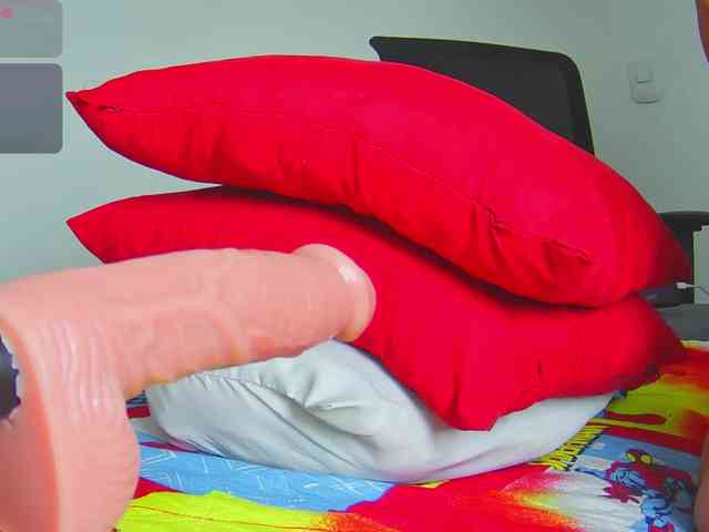 Valerydirty-dark webcam