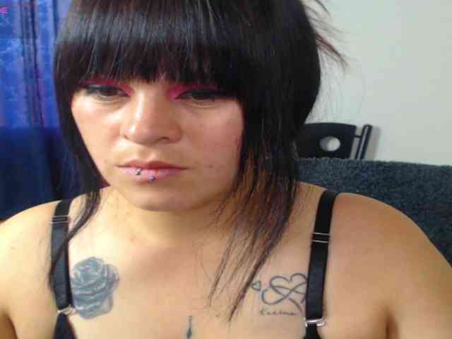 Valerydirty-dark webcam