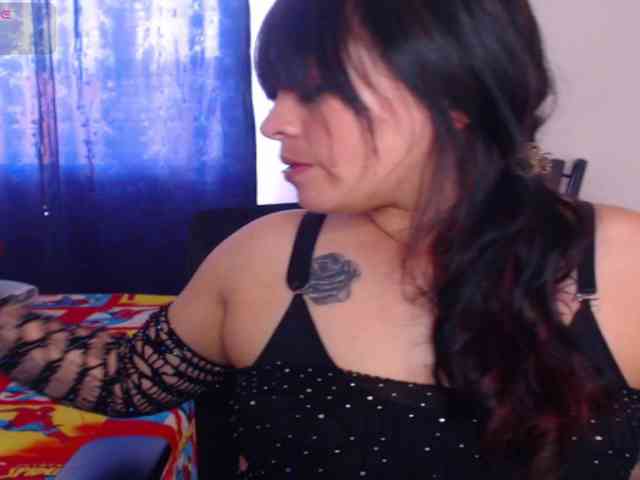 Valerydirty-dark webcam