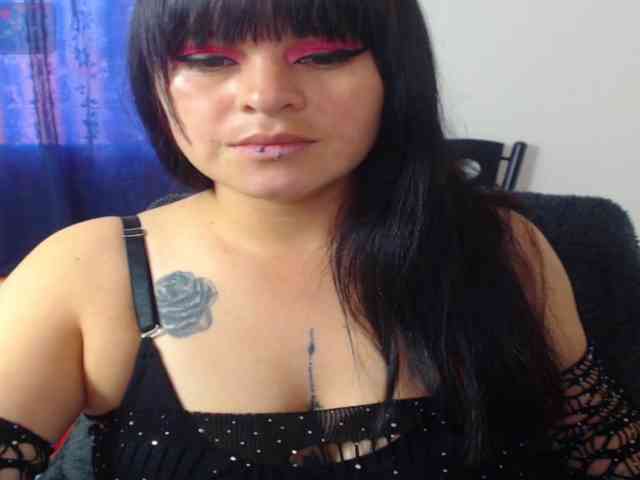 Valerydirty-dark webcam