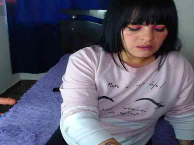 Valerydirty-dark webcam