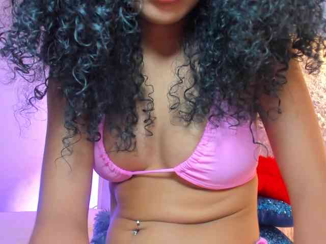 Briggite-21 webcam