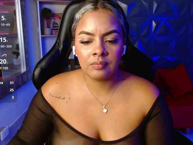AmarantaRousse webcam