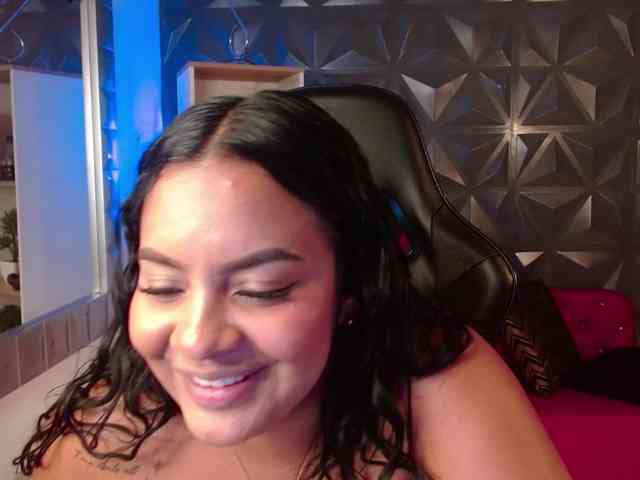 AmarantaRousse webcam