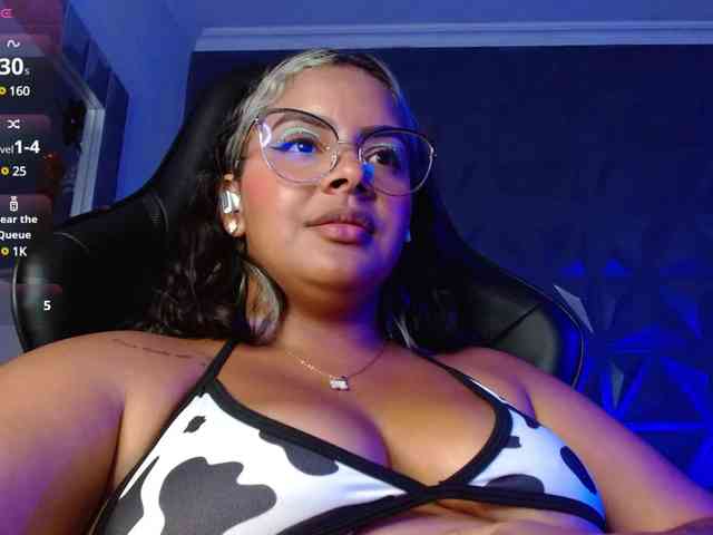 AmarantaRousse webcam