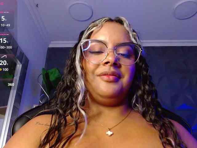 AmarantaRousse webcam